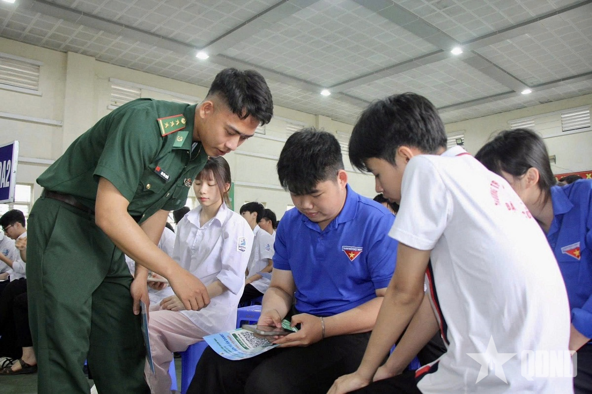 Bộ đội Biên phòng đặc khu Cô Tô với tình yêu biển, đảo
