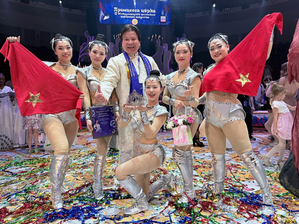 Xiếc Việt Nam giành Vương miện bạc tại Liên hoan Xiếc quốc tế
