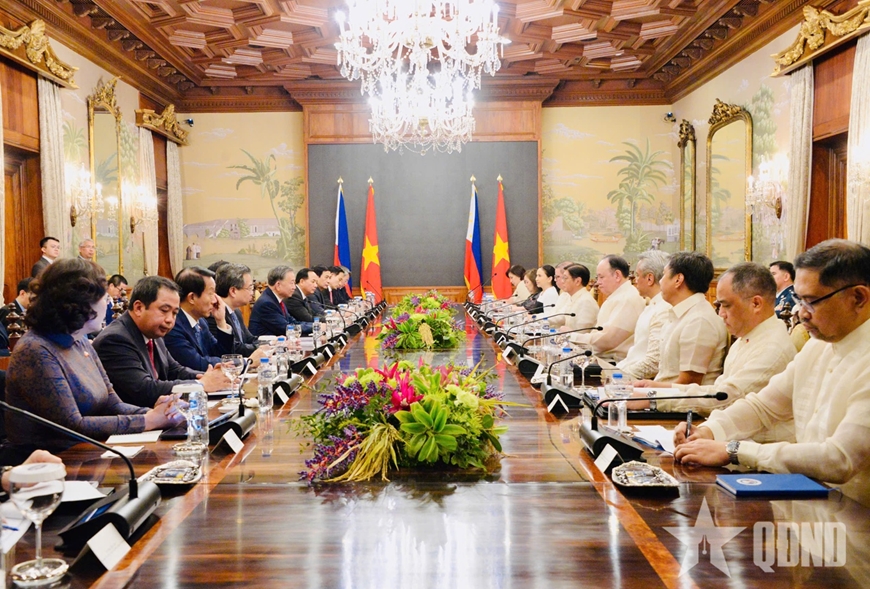 Tổng B&iacute; thư, Chủ tịch nước T&ocirc; L&acirc;m hội đ&agrave;m với Tổng thống Philippines Ferdinand Romualdez Marcos Jr.