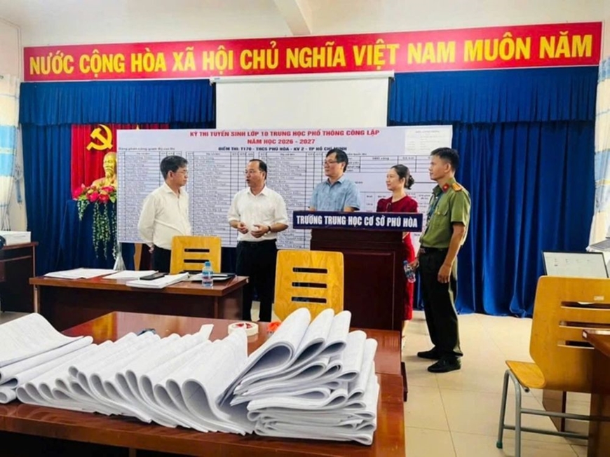 Hơn 151.000 th&iacute; sinh tại TP Hồ Ch&iacute; Minh dự thi lớp 10 c&ocirc;ng lập