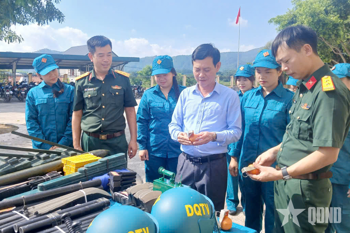 Quảng Ninh: Ban CHQS xã Quảng Đức khai mạc huấn luyện dân quân tại chỗ năm 2026

