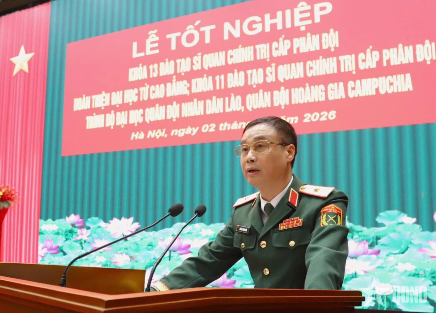 Trường Sĩ quan Chính trị: 100% học viên tốt nghiệp các khóa đào tạo xếp loại khá, giỏi