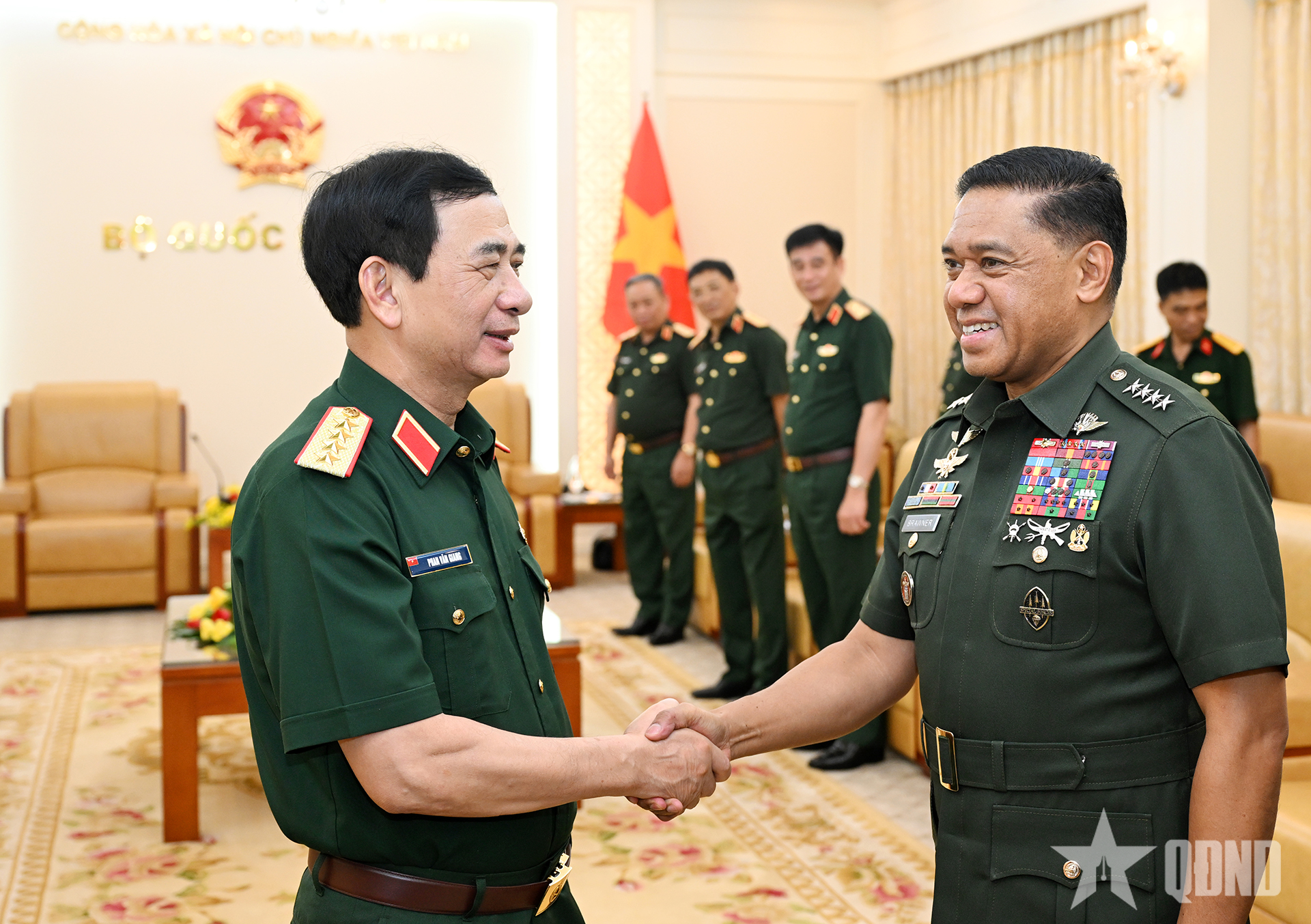Đại tướng Phan Văn Giang tiếp Tham mưu trưởng Lực lượng Vũ trang Philippines