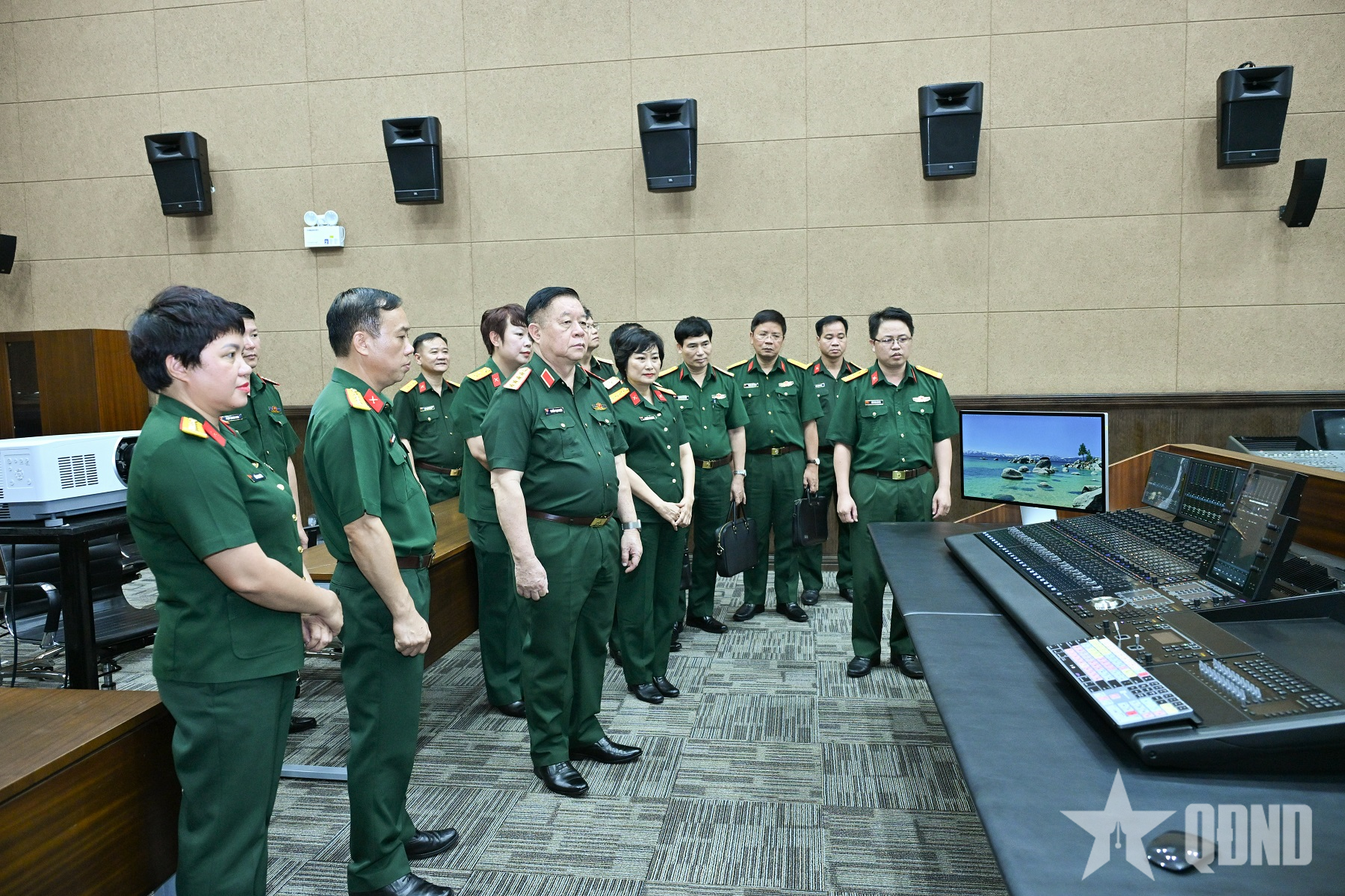 Đại tướng Nguyễn Trọng Nghĩa thăm, làm việc với một số cơ quan, đơn vị