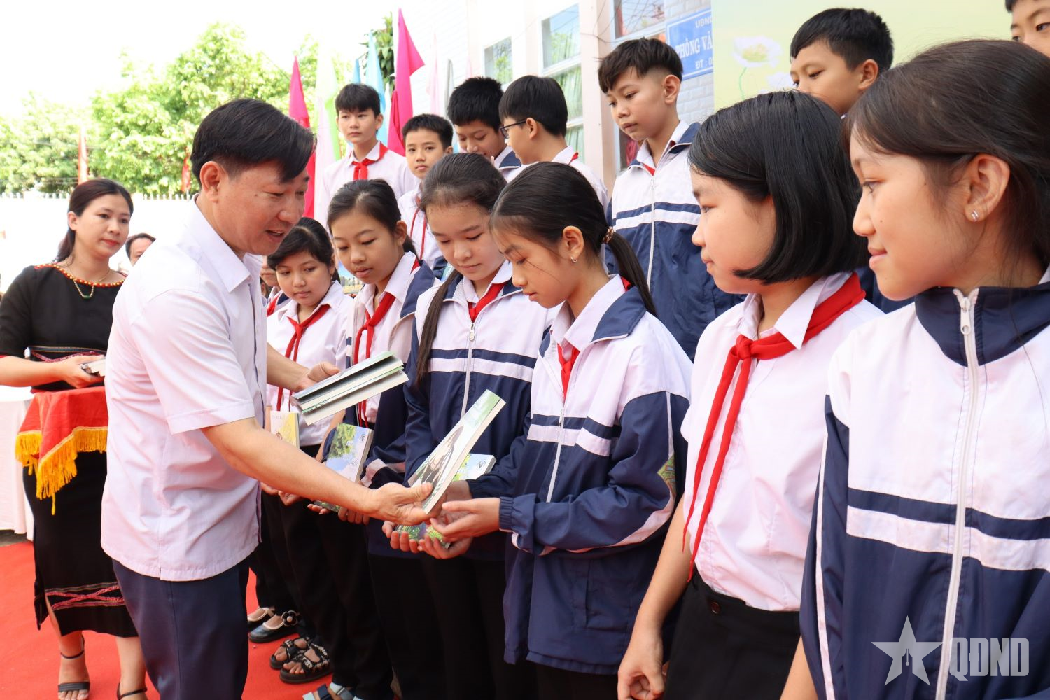 Lấp đầy khoảng trống văn học thiếu nhi trong thời đại số