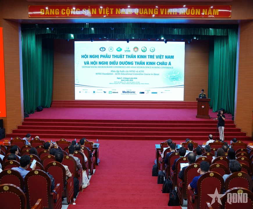 Bệnh viện Quân y 103 tăng cường hợp tác trong ngành phẫu thuật thần kinh