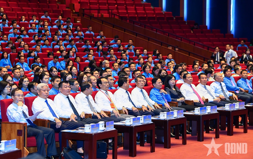 Đại hội XIV C&ocirc;ng đo&agrave;n Việt Nam: Th&ocirc;ng qua nhiều quyết s&aacute;ch quan trọng cho nhiệm kỳ mới