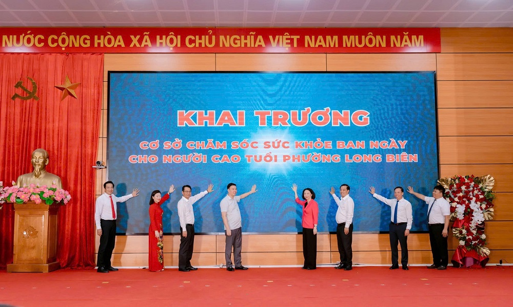 Hà Nội khai trương mô hình đầu tiên chăm sóc sức khỏe ban ngày cho người cao tuổi