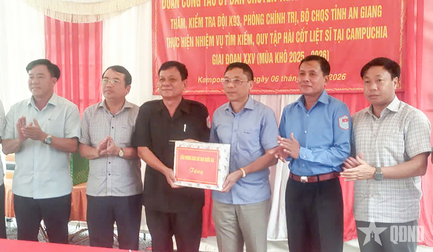 Tiếp thêm động lực để Đội K93 hoàn thành nhiệm vụ tại Campuchia