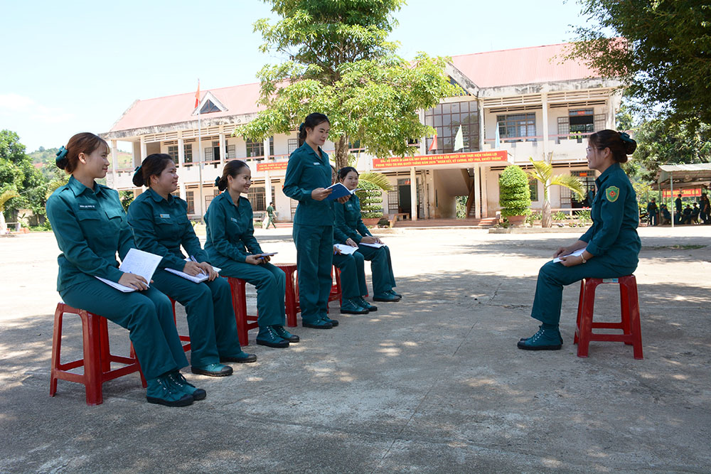 “Bóng hồng sao vuông” nơi vùng sâu Đắk Sắk