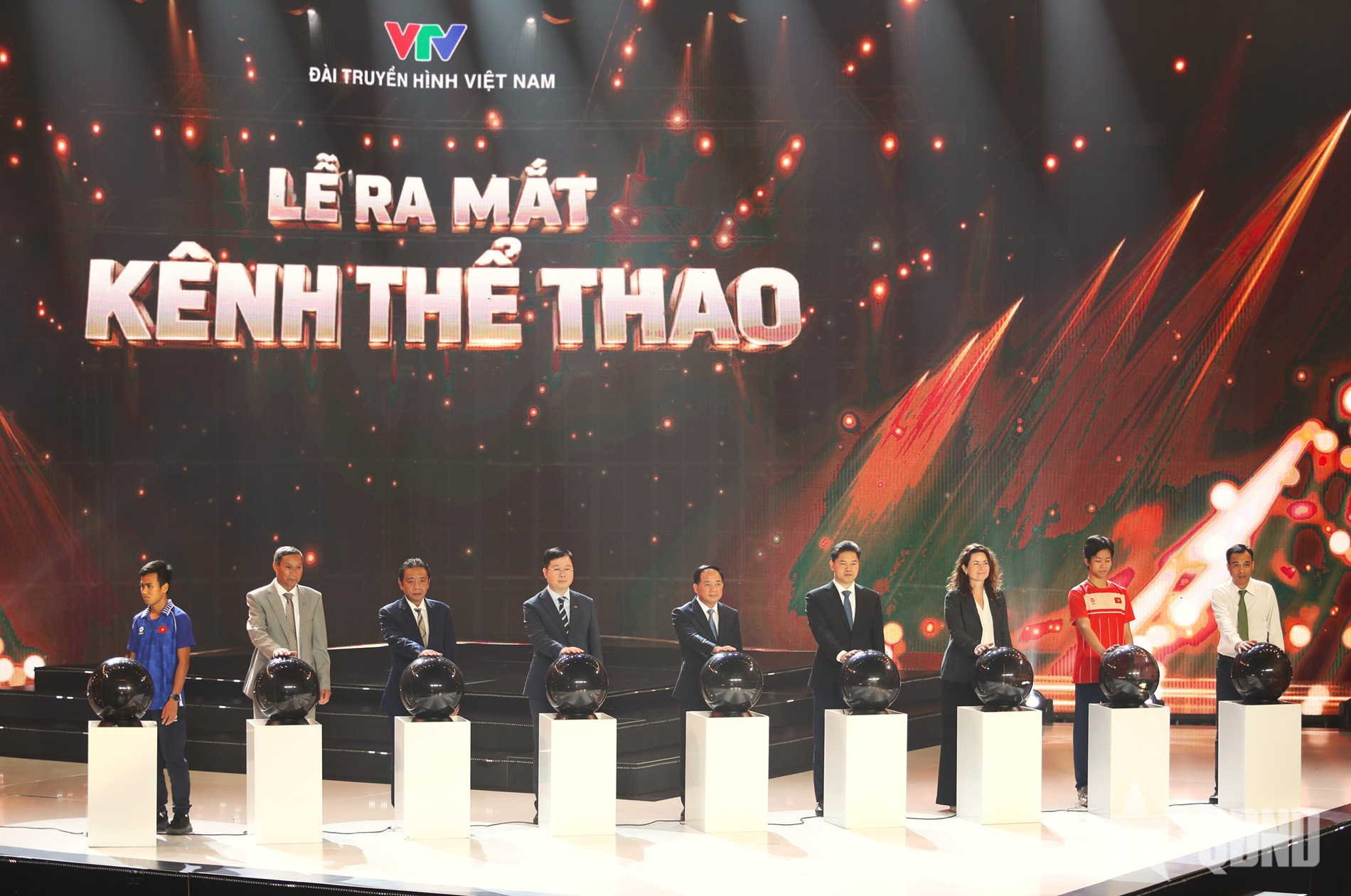 Trưởng ban Tuyên giáo và Dân vận Trung ương Trịnh Văn Quyết dự chương trình ra mắt Kênh Thể thao VTV6