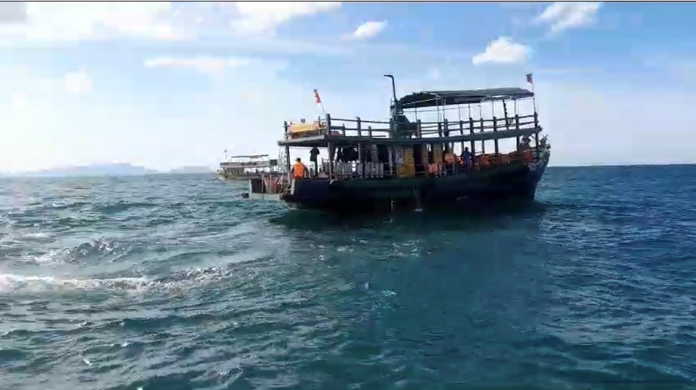 Bộ đội Biên phòng TP Đà Nẵng: Cứu hộ 19 người trên ca nô bị chìm ở vùng biển Cửa Đại