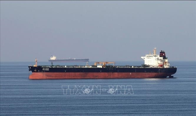 Xung đột tại Trung Đông: EU lần đầu trừng phạt Iran liên quan eo biển Hormuz