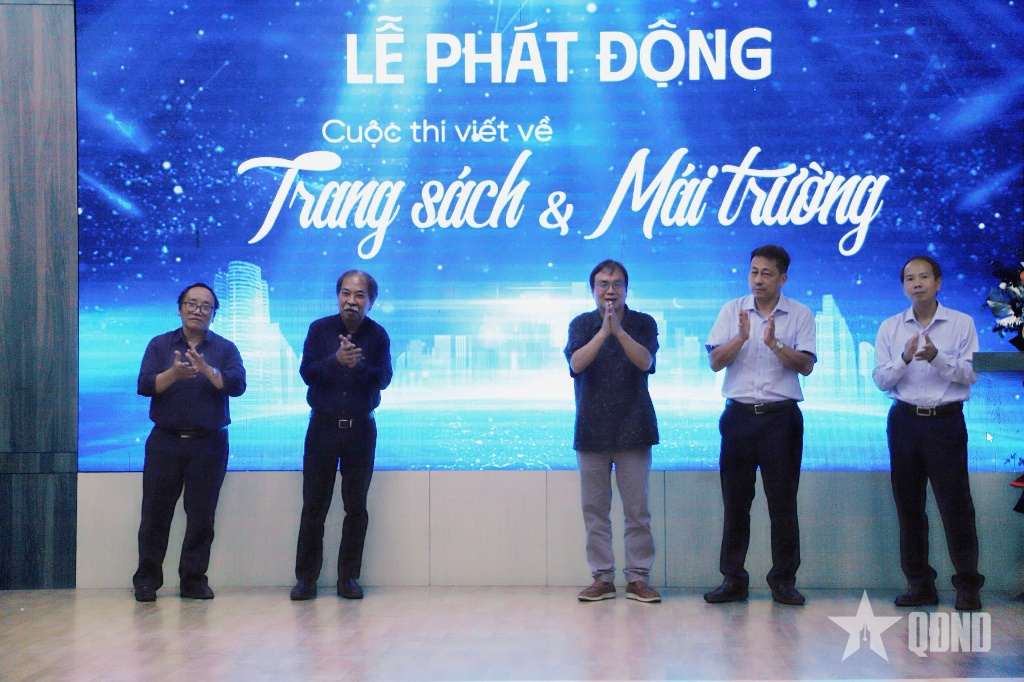 Phát động cuộc thi viết “Trang sách và mái trường”

