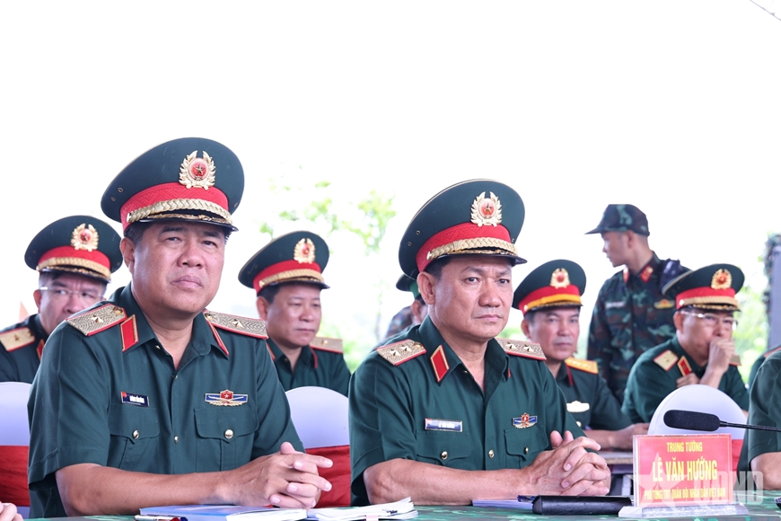 Đại tướng Nguyễn Tân Cương kiểm tra công tác chuẩn bị diễn tập ứng phó tình huống khẩn cấp về y tế
