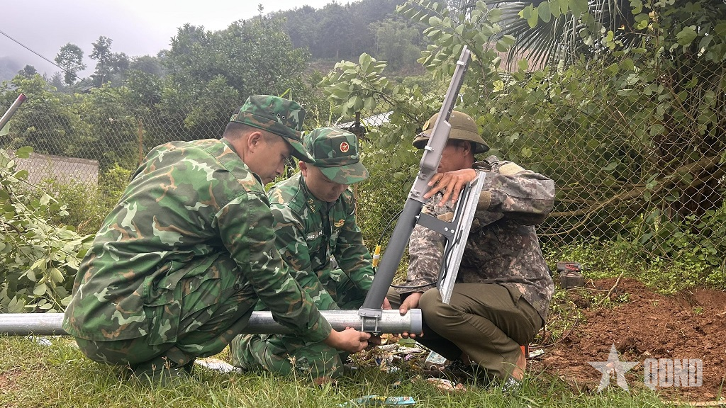 Thắp sáng vùng biên - ấm áp nghĩa tình quân dân