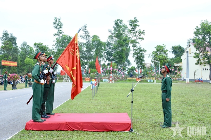 Gallery - 	Các cơ quan, đơn vị tổ chức Lễ tuyên thệ chiến sĩ mới năm 2026. - image 11