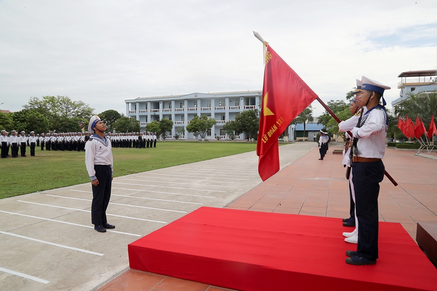 Gallery - 	Các cơ quan, đơn vị tổ chức Lễ tuyên thệ chiến sĩ mới năm 2026. - image 17