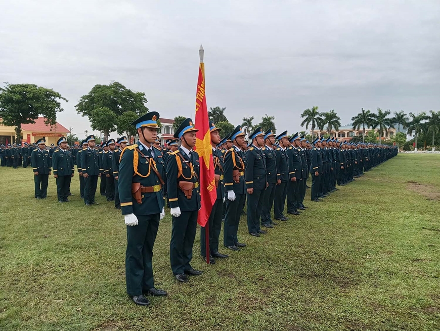 Gallery - 	Các cơ quan, đơn vị tổ chức Lễ tuyên thệ chiến sĩ mới năm 2026. - image 19