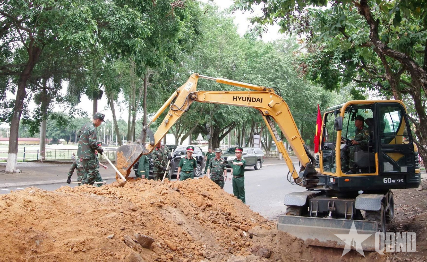 Quảng Ngãi: Đội K53 thu hẹp phạm vi tìm kiếm mộ liệt sĩ tập thể tại đường Trường Chinh