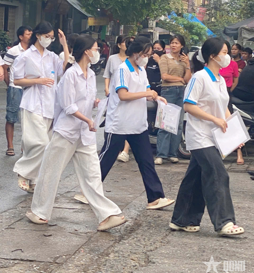 Cùng con mở cửa tương lai

