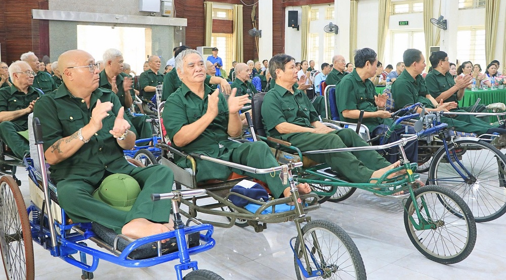 Hai mức quà tặng người có công nhân dịp 79 năm Ngày Thương binh - Liệt sĩ