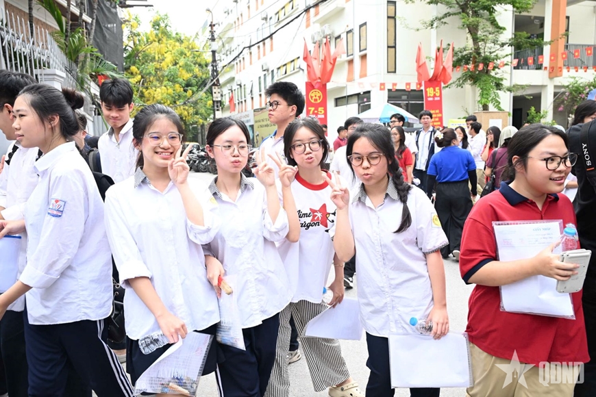 Khép lại kỳ thi đầu tiên trong mô hình quản trị mới