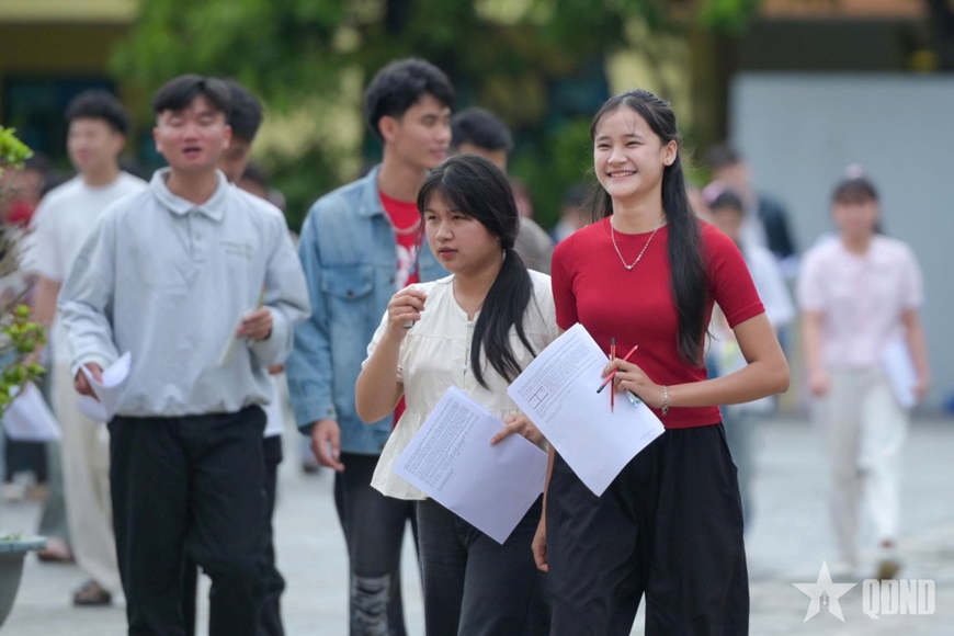 Gallery - 	Khép lại kỳ thi tốt nghiệp THPT đầu tiên trong mô hình quản trị mới - image 4