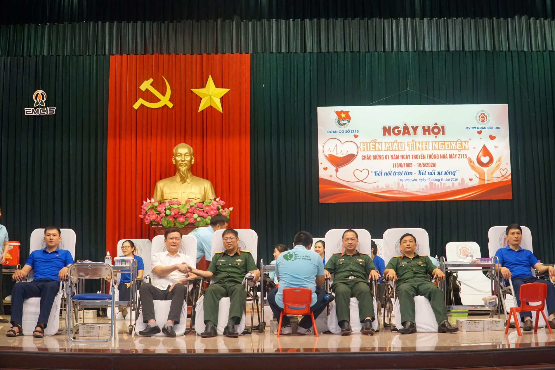Nhà máy Z115 tổ chức ngày hội hiến máu tình nguyện