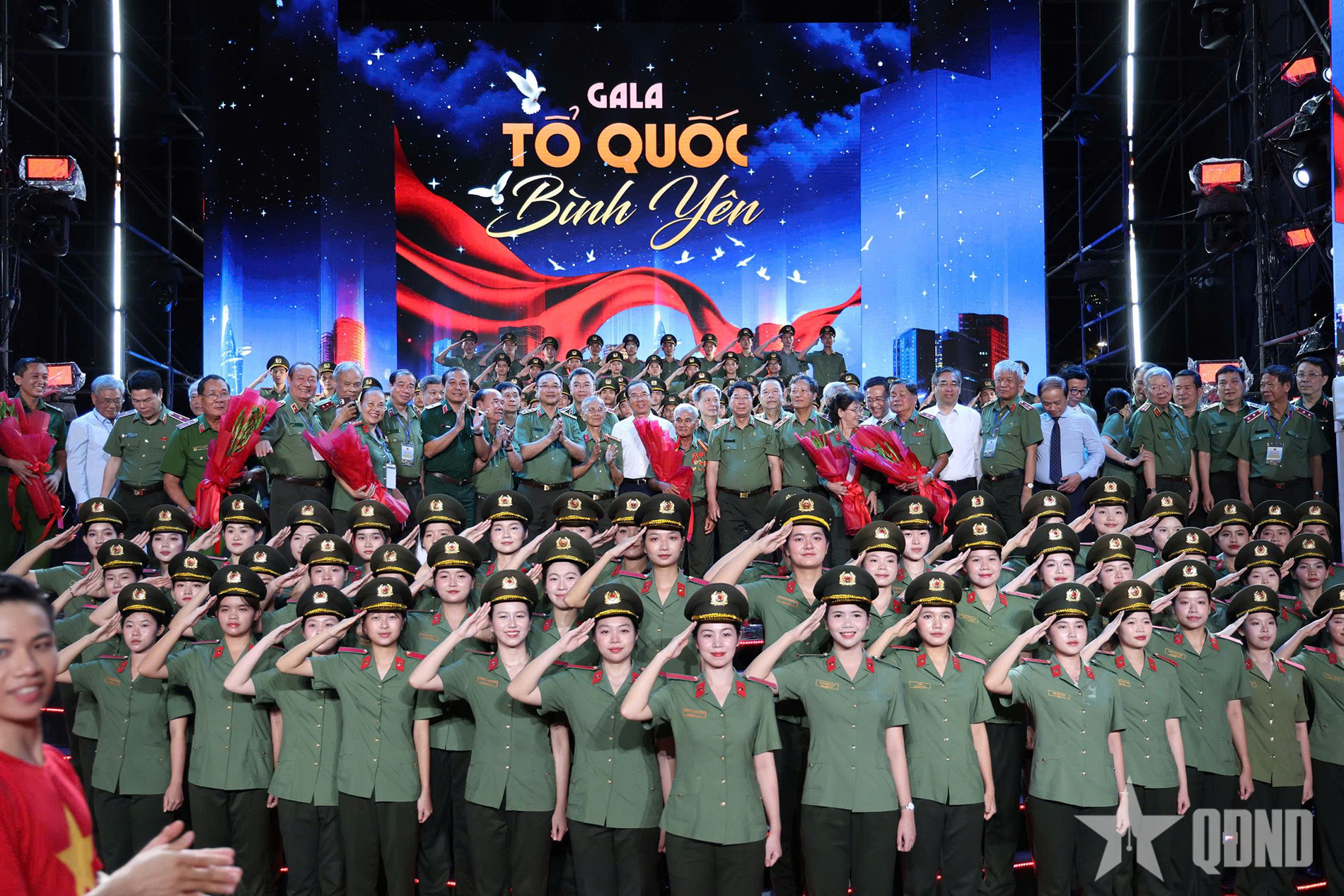 Đặc sắc chương trình gala nghệ thuật “Tổ quốc bình yên”