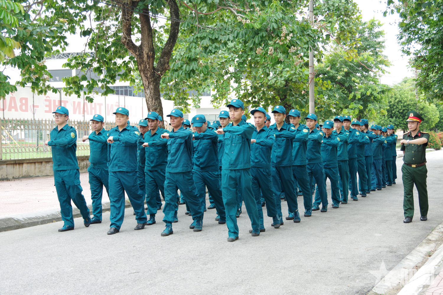 Quảng Ninh: Ban CHQS phường Đông Mai nâng cao chất lượng huấn luyện dân quân cơ động năm 2026