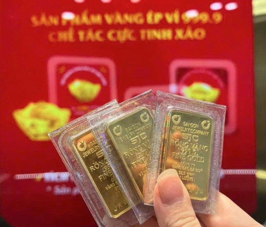 Giá vàng hôm nay (chiều 15-6): Đồng loạt tăng sau thỏa thuận hòa bình giữa Mỹ và Iran