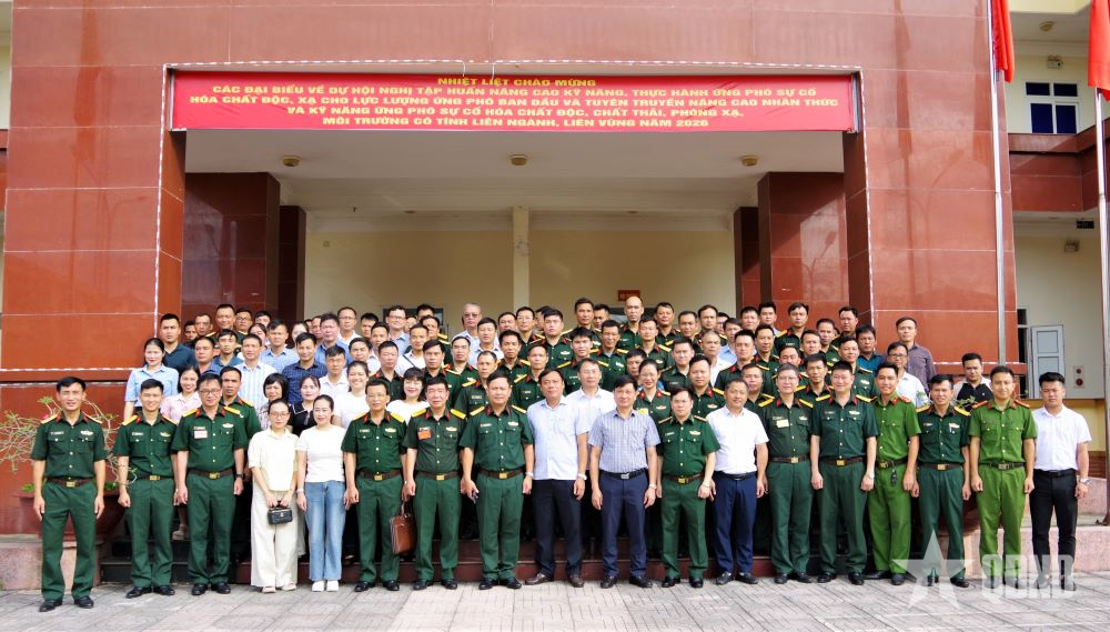 Nâng cao kỹ năng, thực hành ứng phó sự cố hóa chất độc, xạ, môi trường