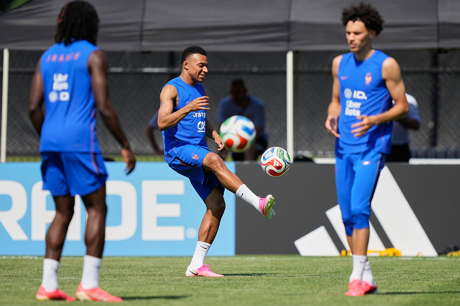 Nhận định Pháp và Senegal (bảng I World Cup 2026): Khó cản “gà trống”


