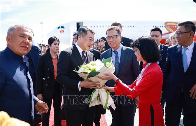 Thủ tướng Lê Minh Hưng đến Kazan dự Hội nghị Cấp cao kỷ niệm 35 năm quan hệ ASEAN - Nga