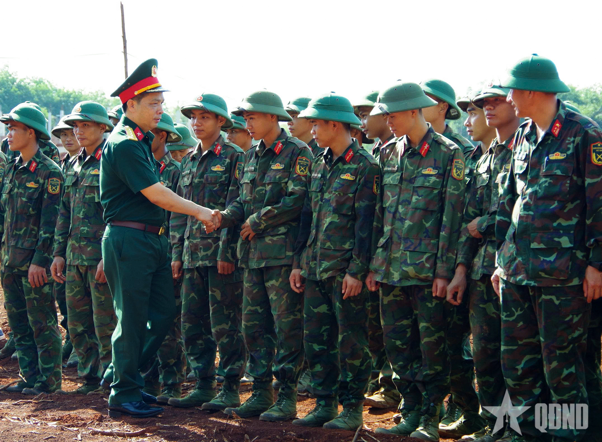 Quân đoàn 34: Yêu cầu thi công chặt chẽ, bảo đảm an toàn và tiến độ xây dựng trường phổ thông dân tộc nội trú biên giới