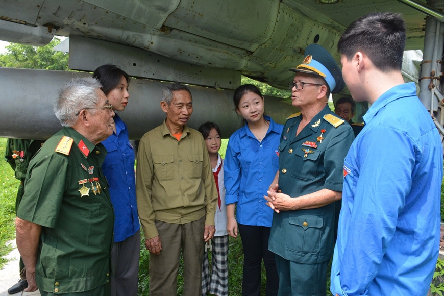 Anh hùng LLVT nhân dân Nguyễn Quang Lộc: Vững chí học tập, sáng ngời chiến công