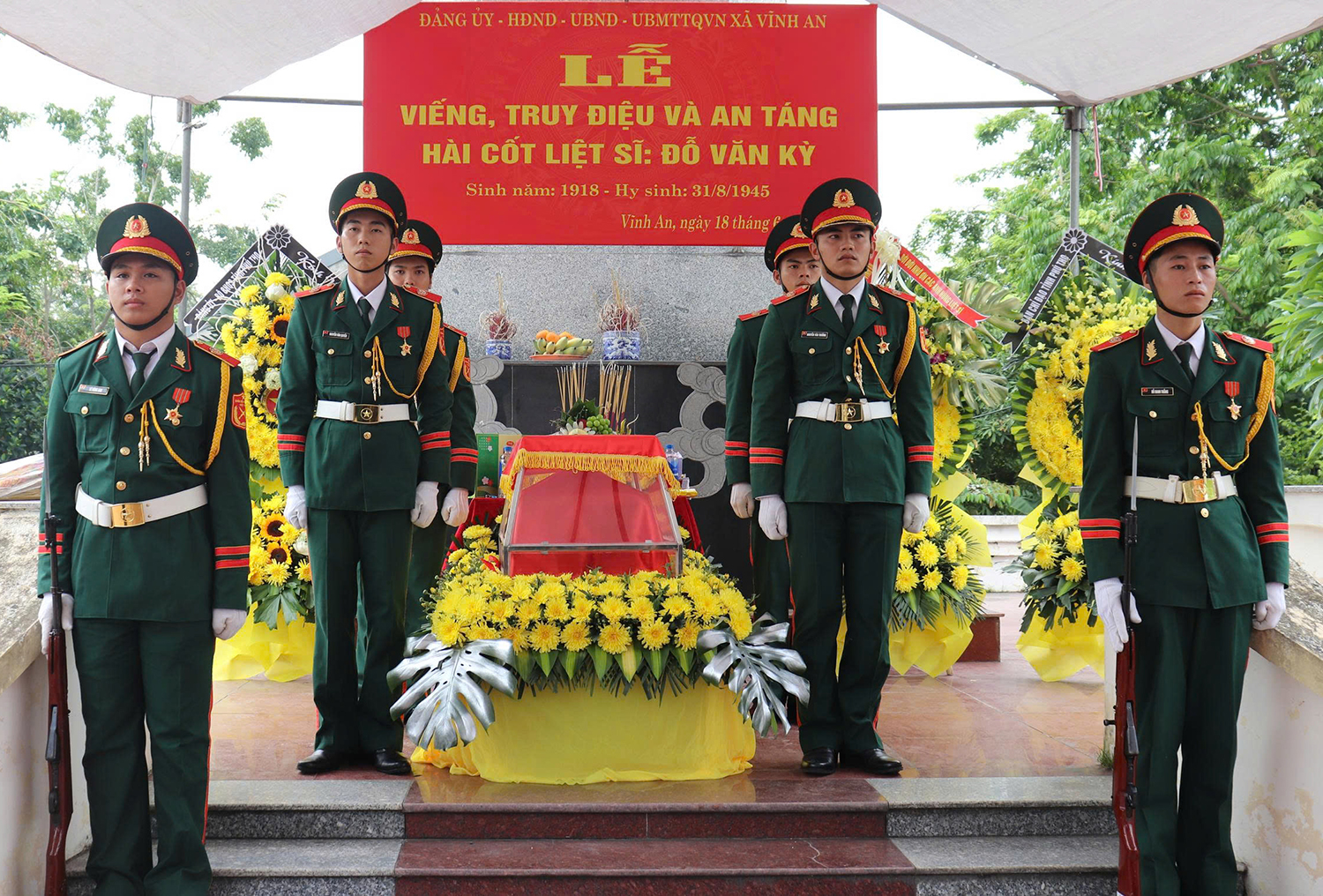 Truy điệu và an táng hài cốt liệt sĩ Đỗ Văn Kỳ