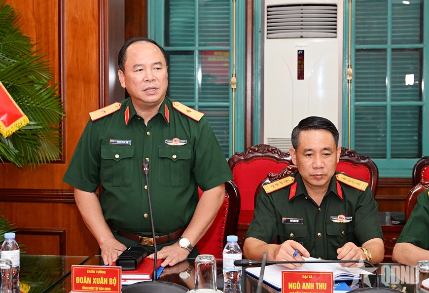 Gallery - 	Đại tướng Nguyễn Trọng Nghĩa thăm, chúc mừng Báo Quân đội nhân dân - image 9