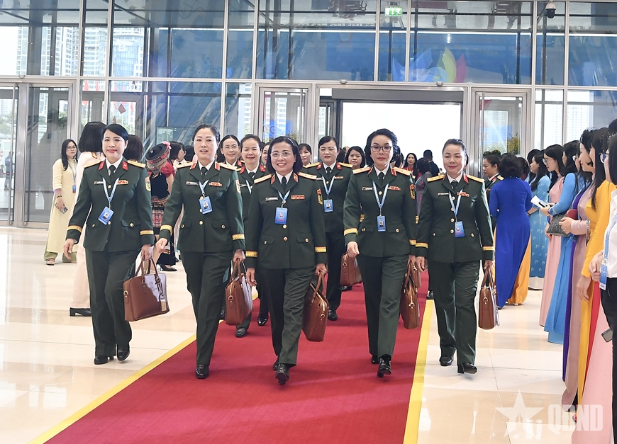 Đại hội đại biểu Phụ nữ to&agrave;n quốc lần thứ XIV: Tỏa s&aacute;ng h&igrave;nh ảnh nữ qu&acirc;n nh&acirc;n Việt Nam