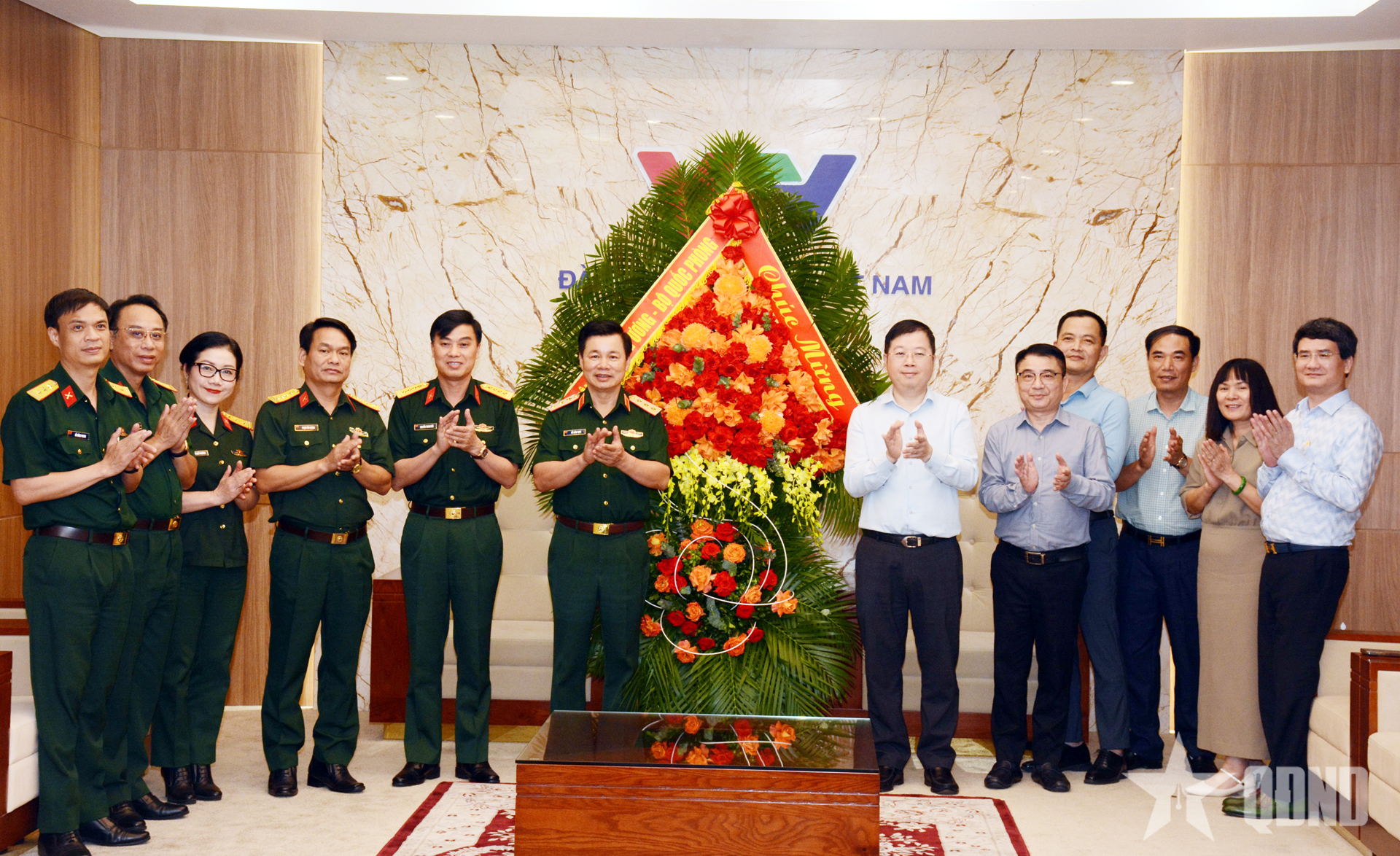 Thượng tướng Đỗ Xuân Tụng thăm, chúc mừng một số cơ quan báo chí Trung ương