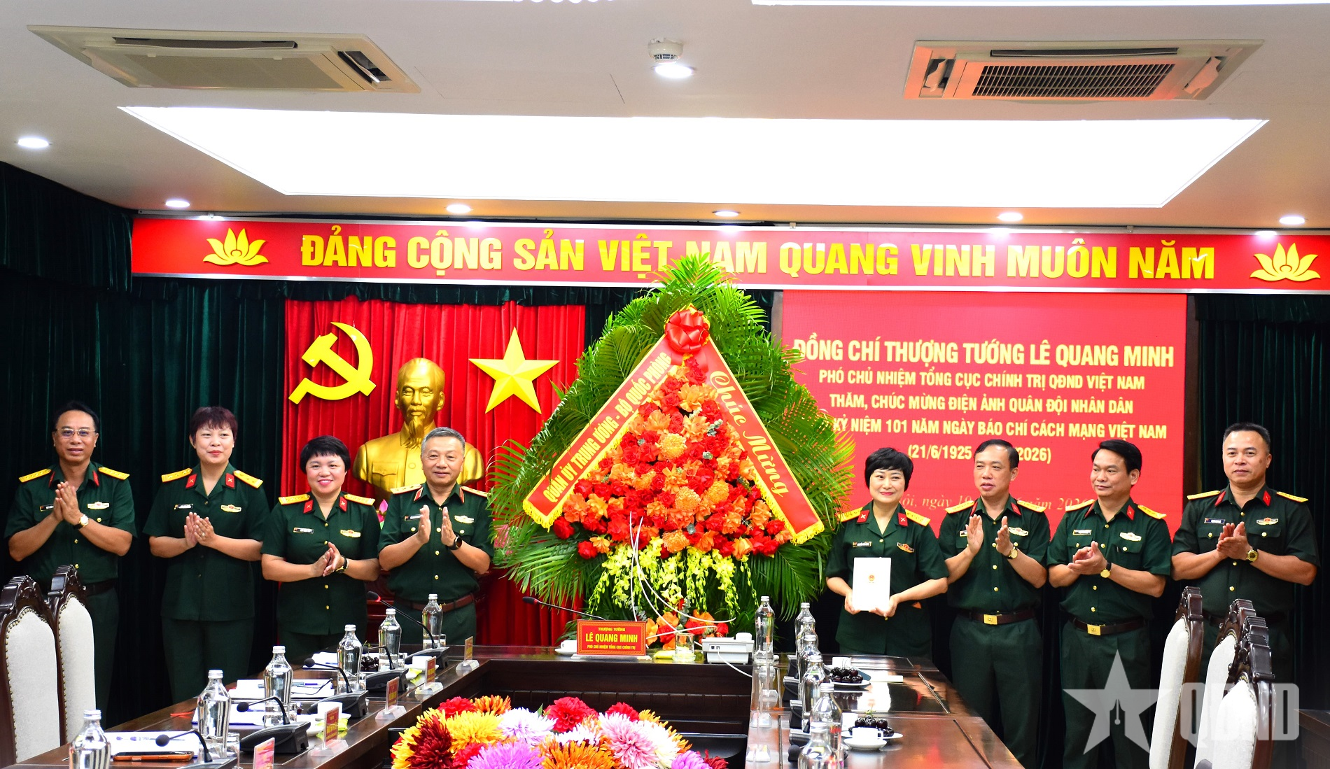 Thượng tướng Lê Quang Minh: Lấy nét đẹp Bộ đội Cụ Hồ thời kỳ mới là đề tài sáng tạo tác phẩm