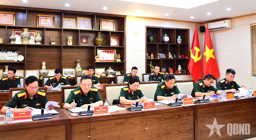 Gallery - 	Thượng tướng Lê Quang Minh làm việc với Cục Chính sách-xã hội - image 3