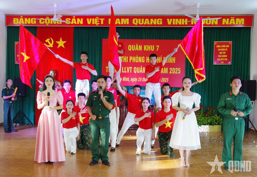 Thượng úy Vi Ngọc Linh - “MC của đơn vị” tại Trung đoàn 4 (Sư đoàn 5, Quân khu 7)
