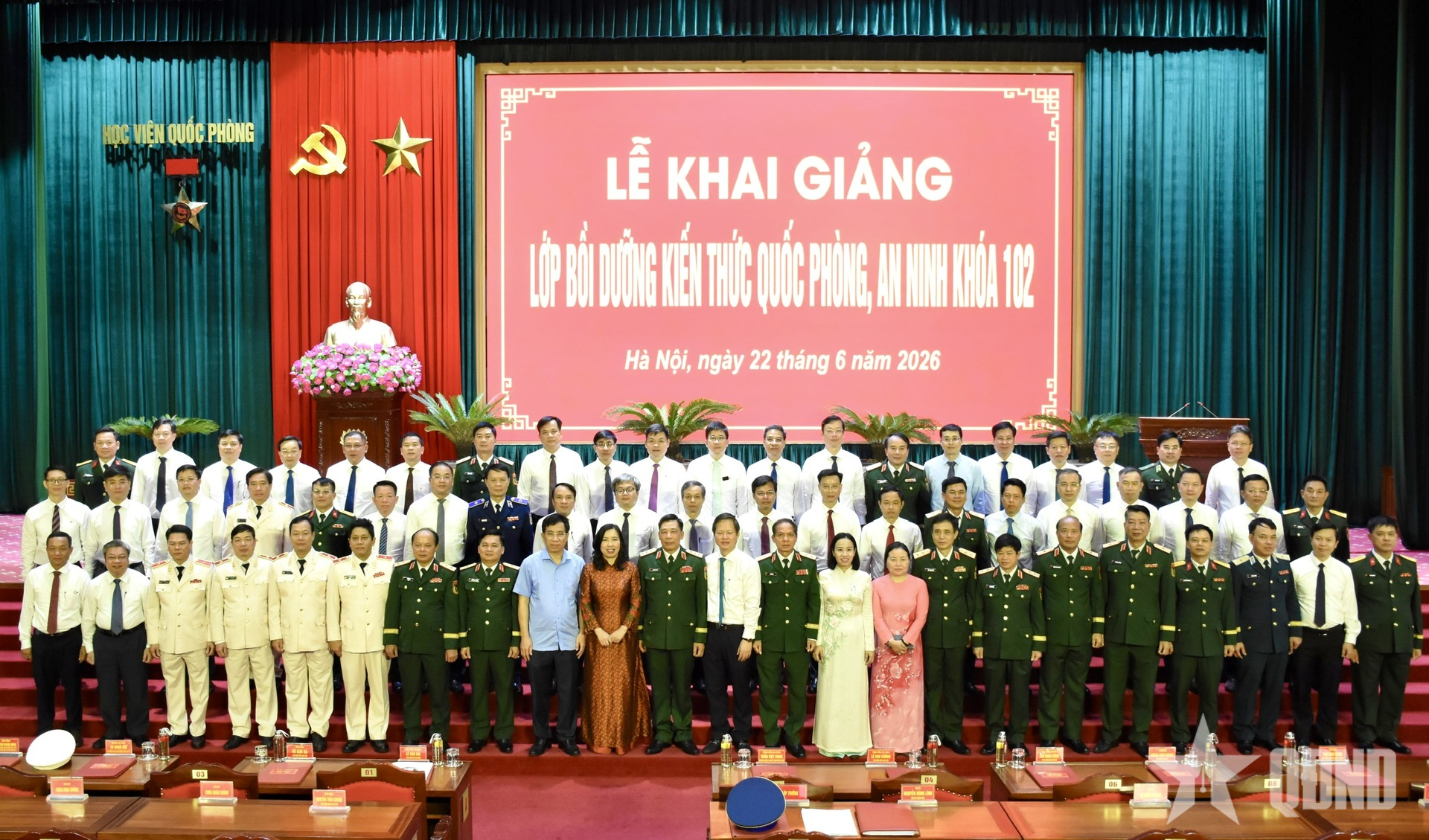 Học viện Quốc phòng khai giảng Lớp bồi dưỡng kiến thức quốc phòng, an ninh khóa 102