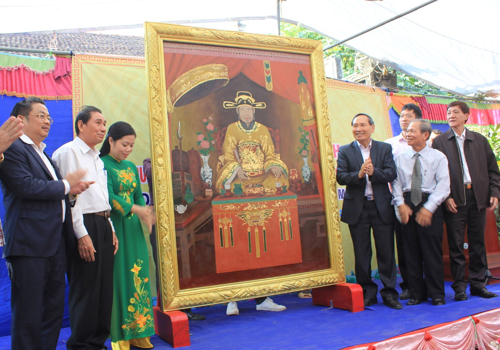 Phục dựng tranh sơn mài chân dung Trạng Bùng Phùng Khắc Khoan - Một tấm lòng hướng về tiền nhân
