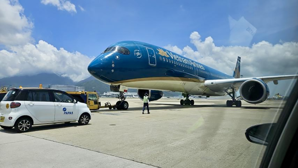 Hành khách gặp vấn đề sức khỏe, máy bay Vietnam Airlines hạ cánh khẩn cấp tại Hồng Kông (Trung Quốc)

