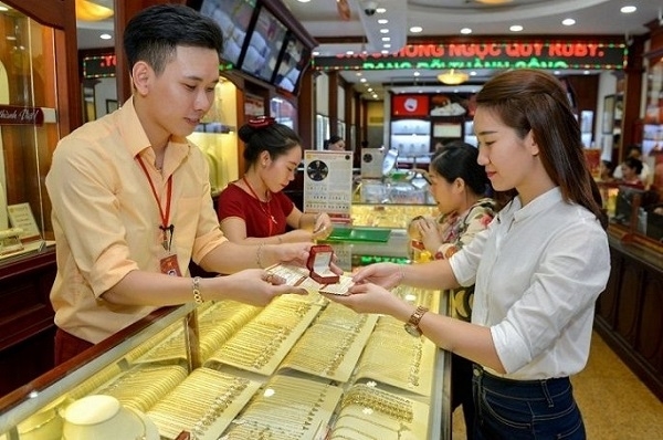 Giao dịch v&agrave;ng từ 20 triệu đồng trong ng&agrave;y phải thực hiện bằng phương tiện thanh to&aacute;n kh&ocirc;ng d&ugrave;ng tiền mặt