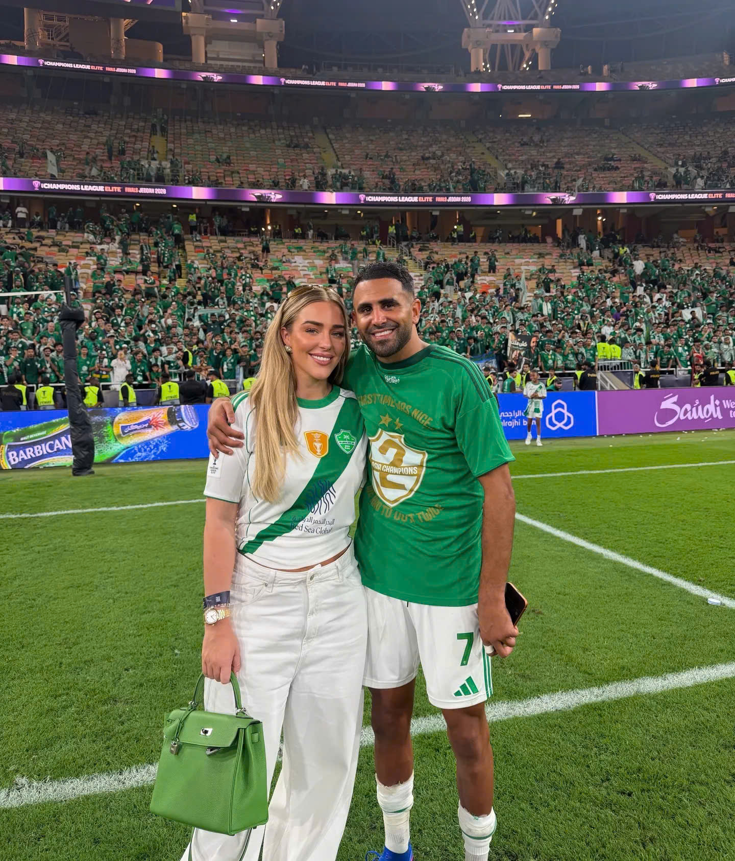 Thuyền theo lái, gái theo chồng ở World Cup