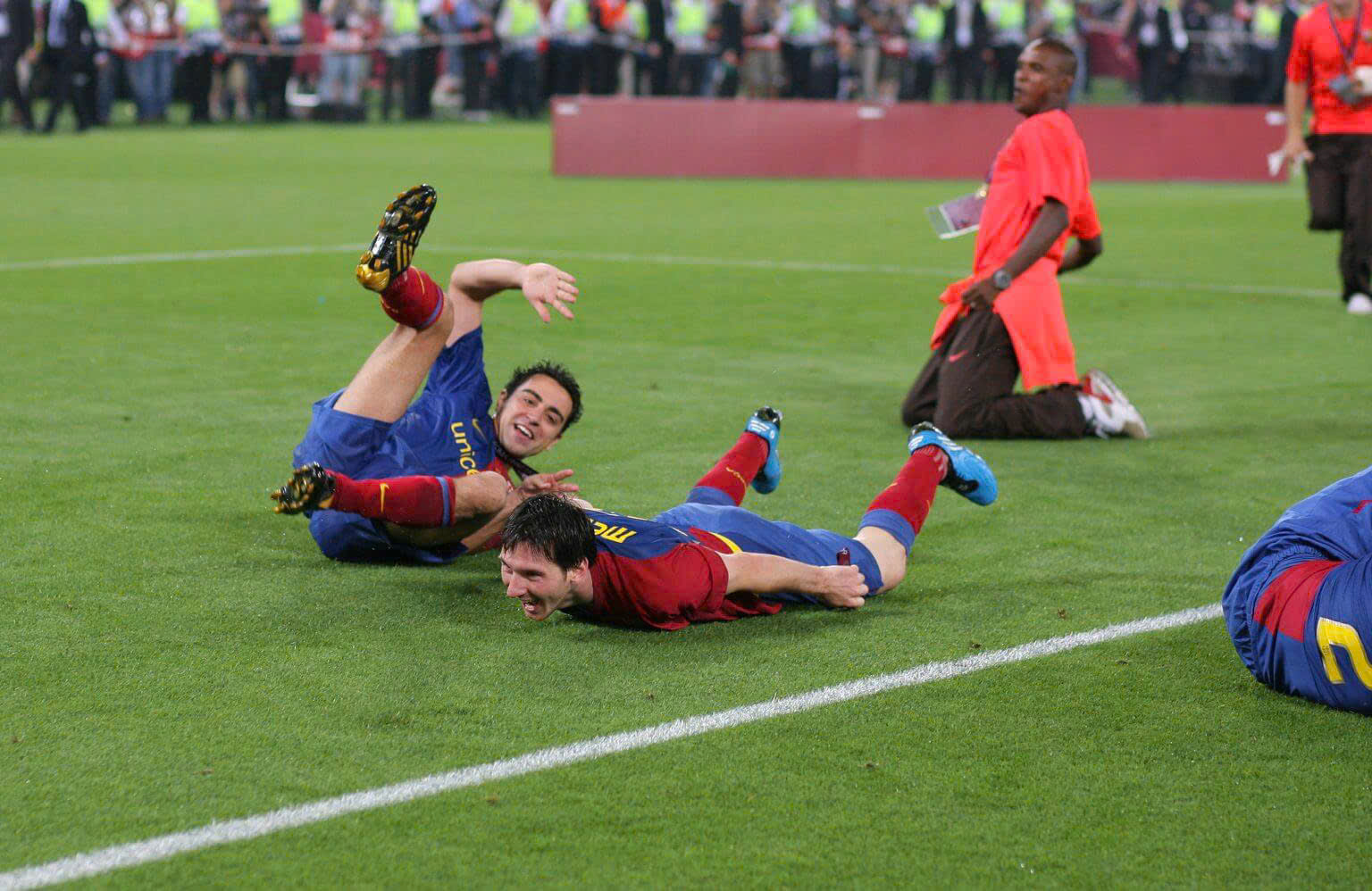 Xavi Hernandez: “Messi vượt giới hạn của người bình thường”